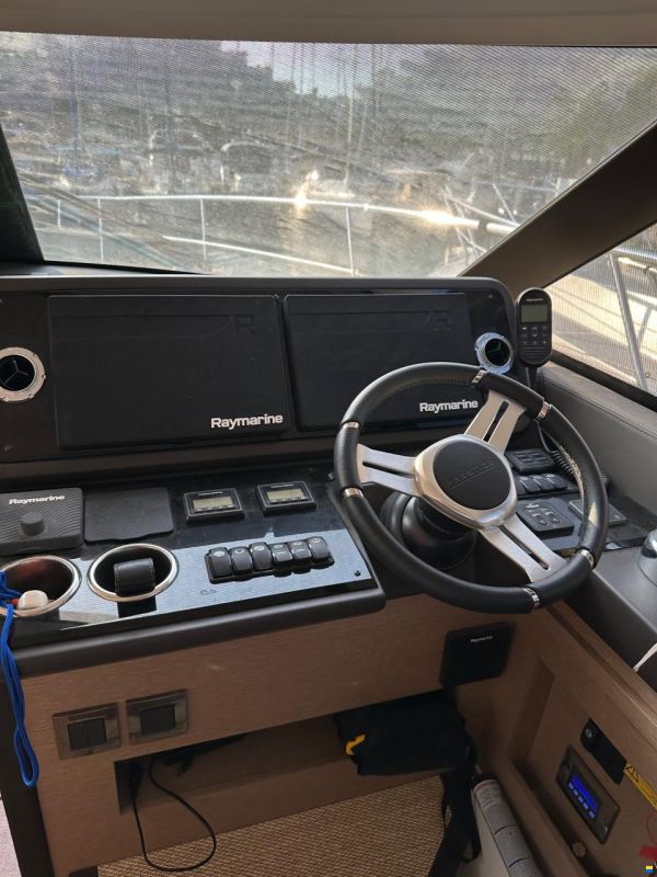 Jeanneau Prestige 460 fly