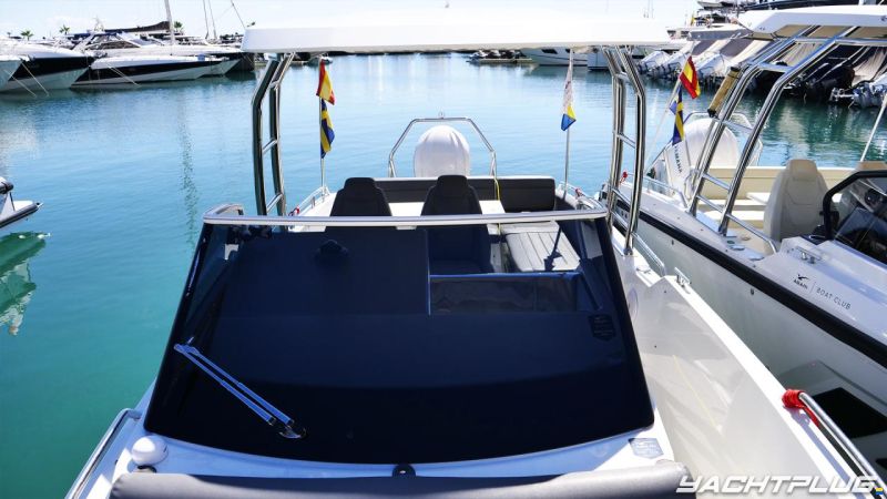 Quarken 27 T-Top