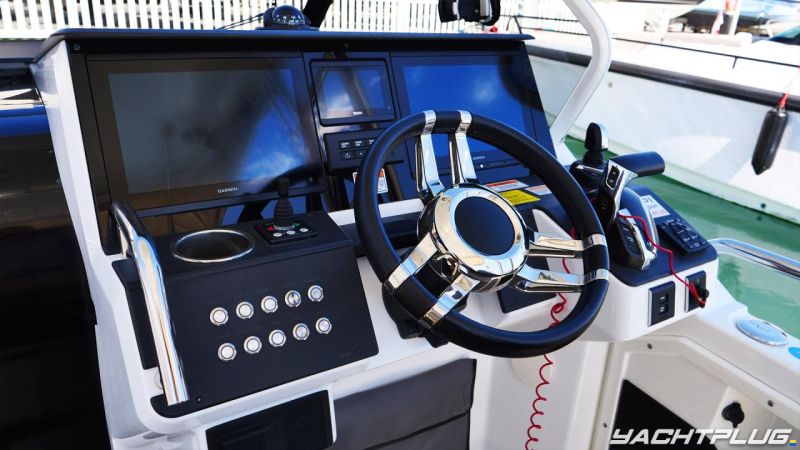 Quarken 27 T-Top