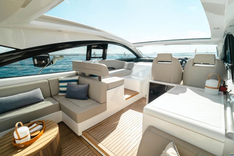 Fairline Targa 45 open