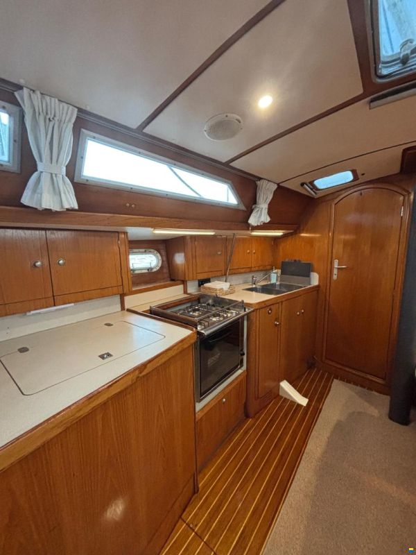 Jeanneau Sun Odyssey 37.1
