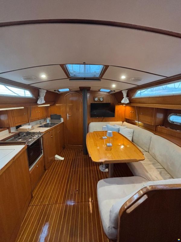Jeanneau Sun Odyssey 37.1