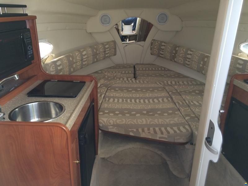 Rinker Fiesta Vee 250