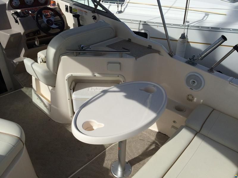 Rinker Fiesta Vee 250