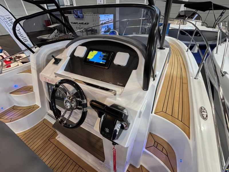 Saver 870 WA mit 2x Suzuki DF200APX