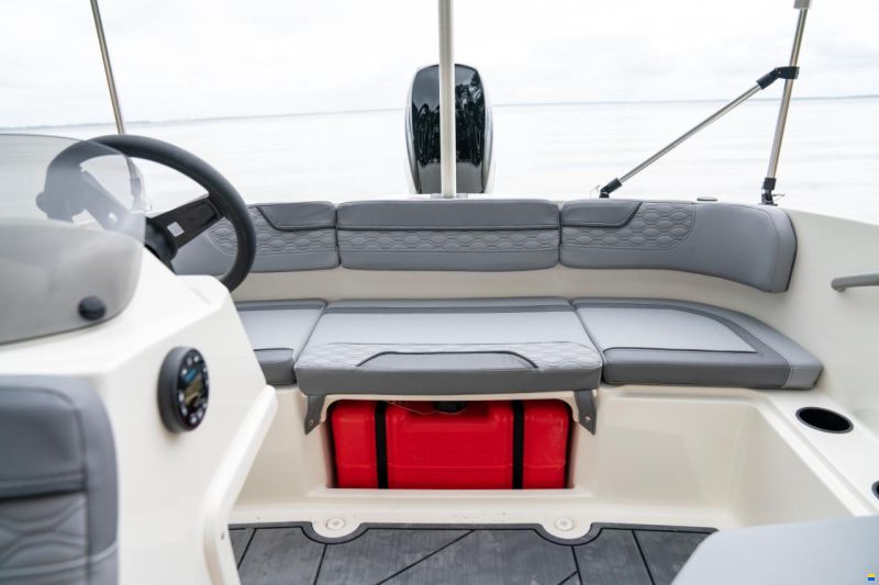Bayliner Element M15
