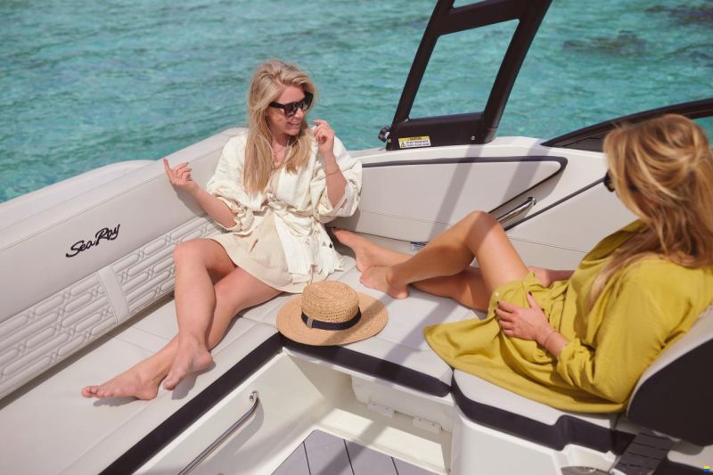 Sea Ray SPX 210 Europe