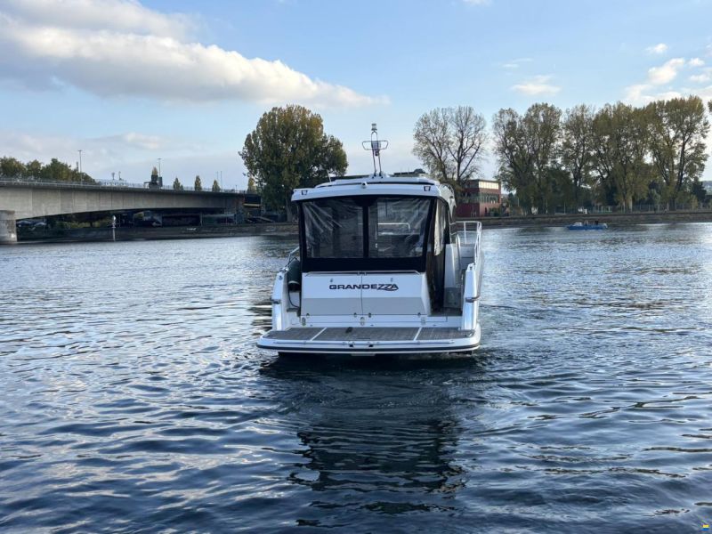 Grandezza 37 CA