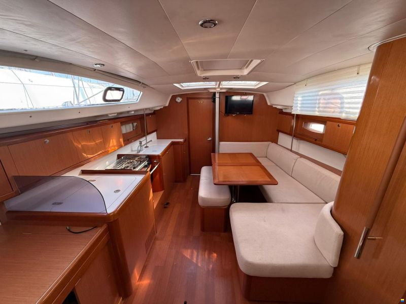 Beneteau Oceanis 40