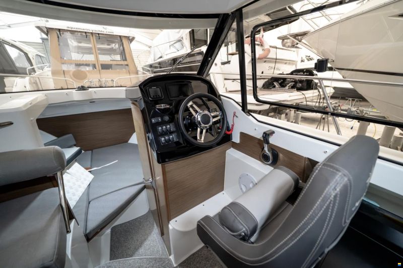 Jeanneau Merry Fisher 795