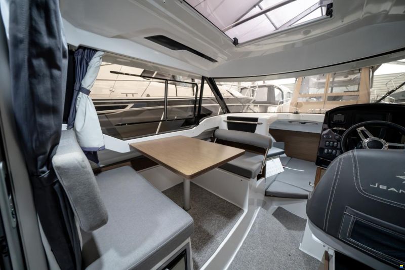 Jeanneau Merry Fisher 795