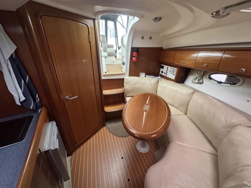 Bavaria Sport 32 DC