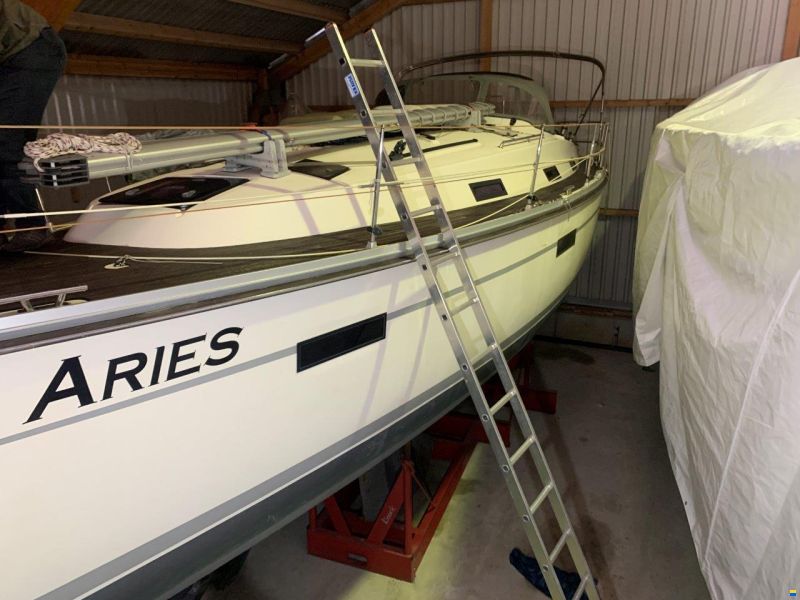 Bavaria Cruiser 36