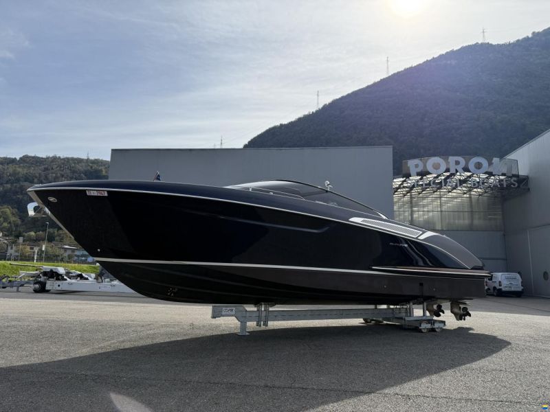 Riva MARE 38