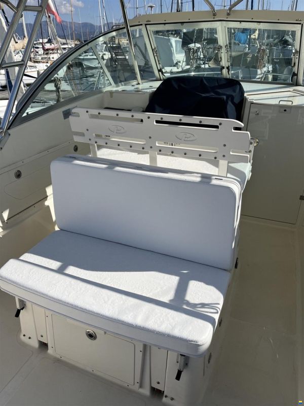 Pursuit 2670 Denali