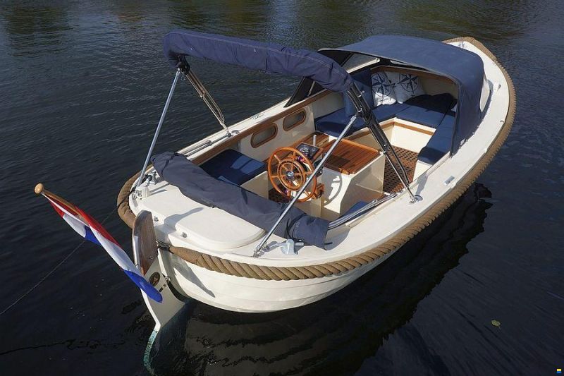 Albatros 21