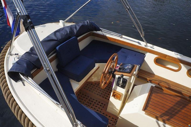 Albatros 21
