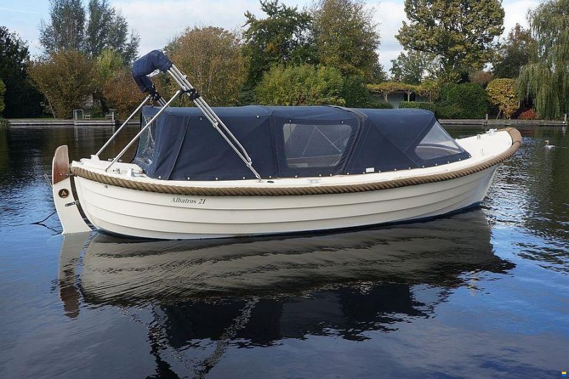 Albatros 21