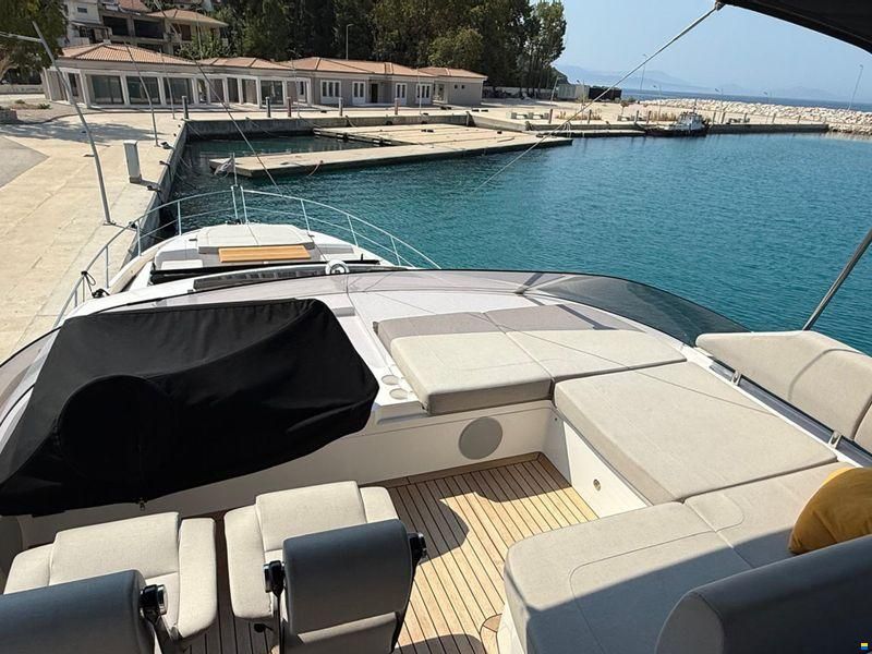 Sunseeker 74 Sport Yacht