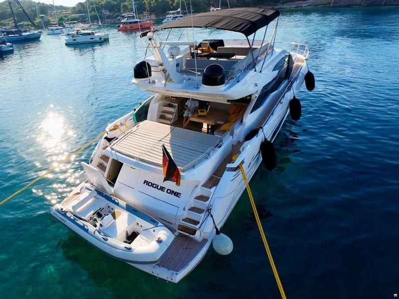 Sunseeker 74 Sport Yacht