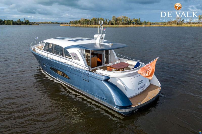 Holterman & De Vries 53 Commander