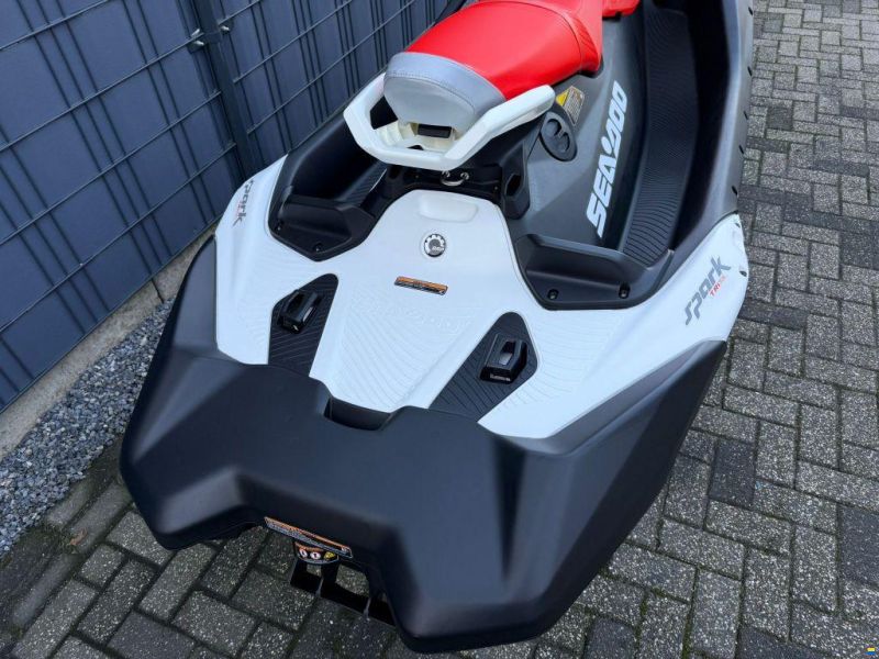 Sea-Doo Spark Trixx 90 3UP
