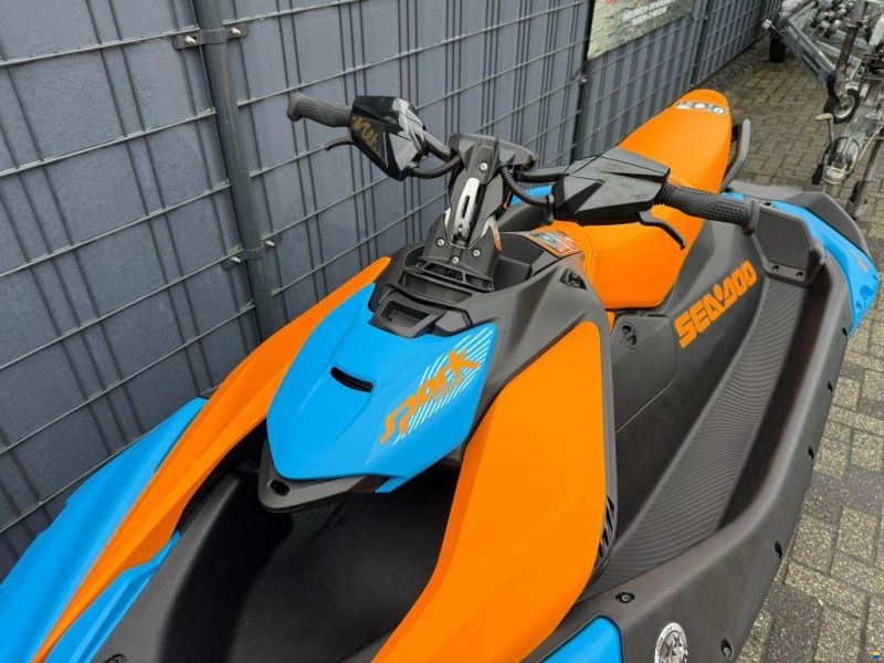 Sea-Doo Spark Trixx 90 3UP