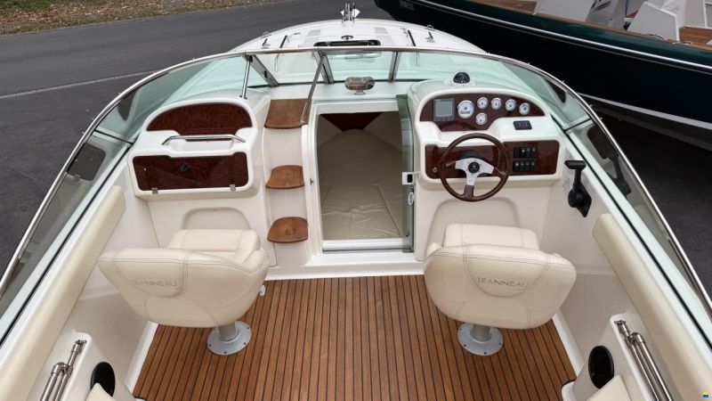 Jeanneau Runabout 755