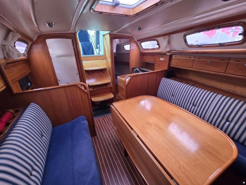 Bavaria 30