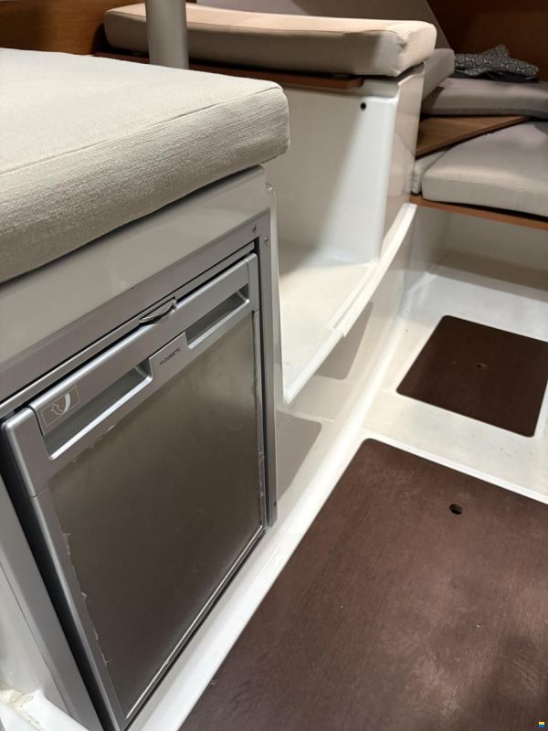Jeanneau Merry Fisher 605