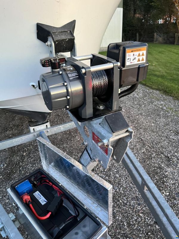 Jeanneau Merry Fisher 605