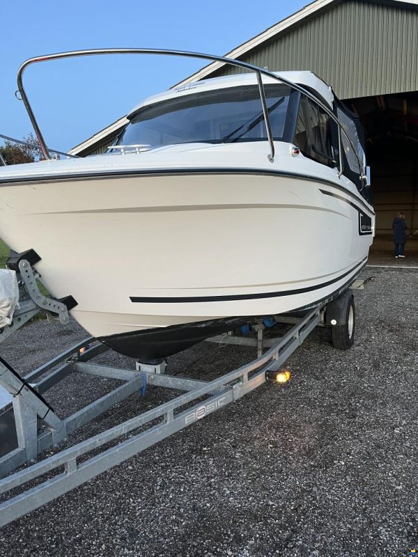 Jeanneau Merry Fisher 605