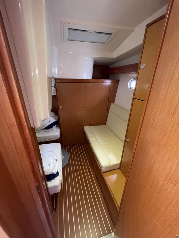 Bavaria 34HT