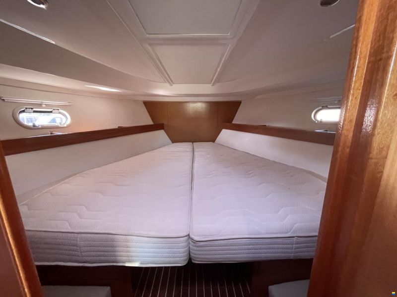 Bavaria 34HT