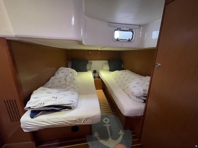 Bavaria 34HT