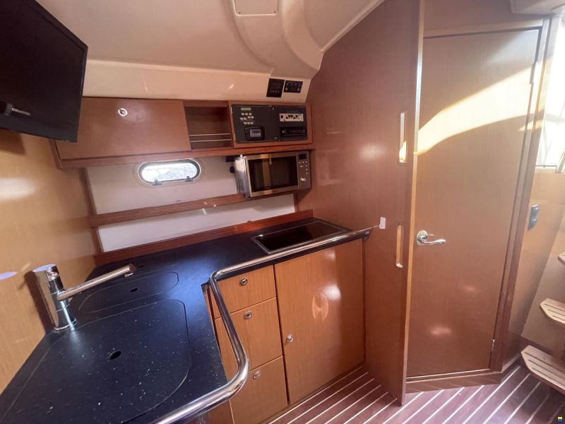 Bavaria 34HT