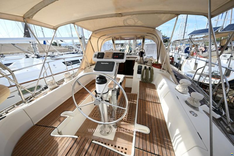 Beneteau Oceanis 430 Owner's Version
