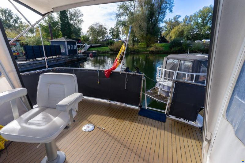 Marco Yachts 990