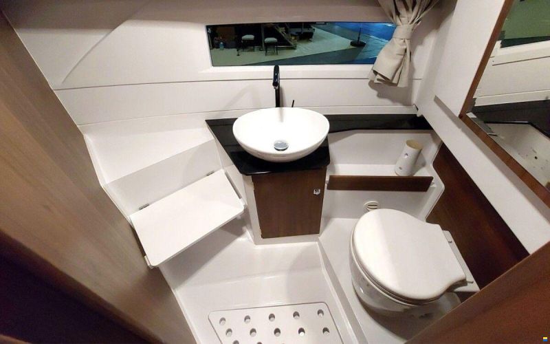 Nautic Yachts 880