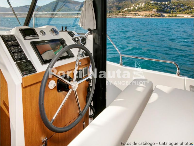 Beneteau Swift Trawler 35