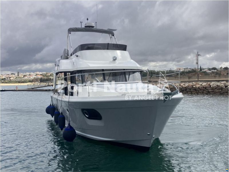 Beneteau Swift Trawler 35