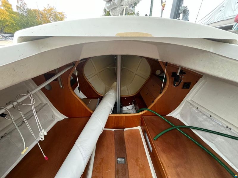 Maxi Dolphin Dolphin 81