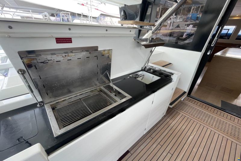 Lagoon 620