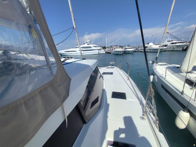 Fountaine Pajot Astrea 42