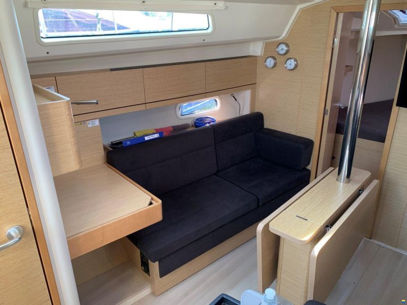 Hanse 348