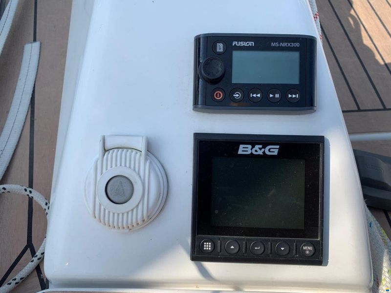 Hanse 348