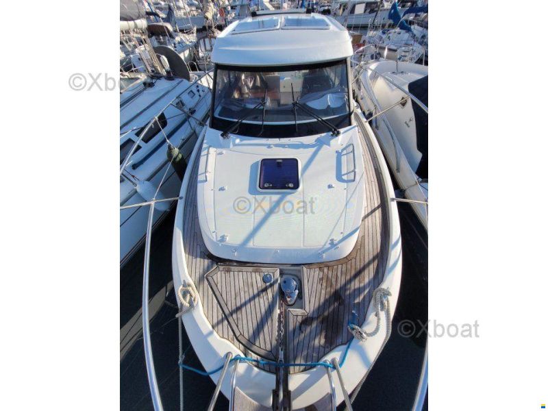 Jeanneau NC 9