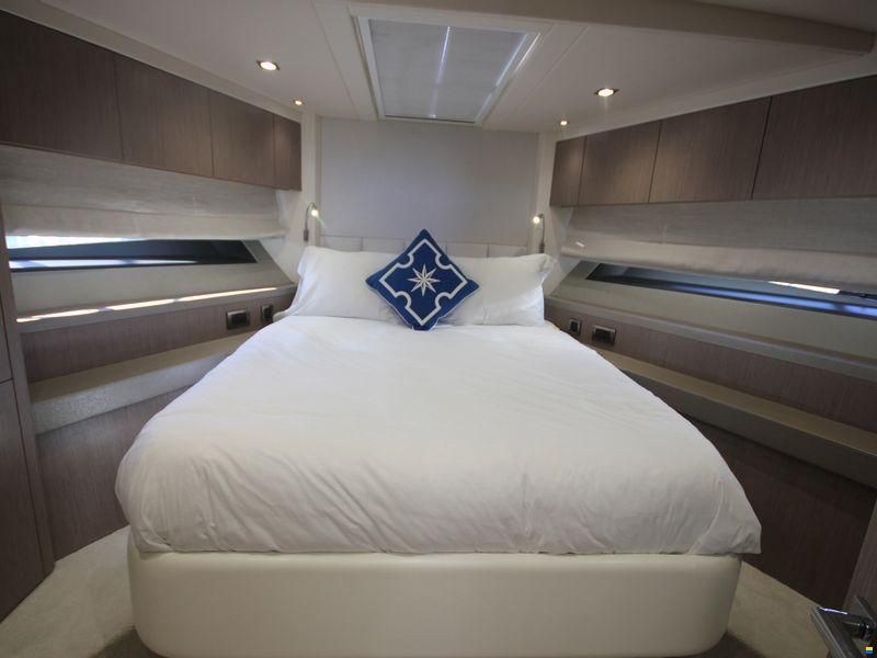 Sunseeker Manhattan 52
