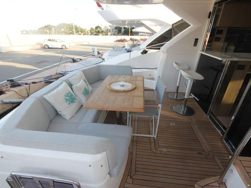 Sunseeker Manhattan 52