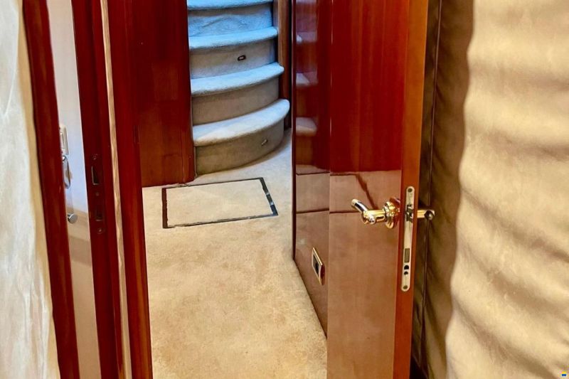Sunseeker Manhattan 64